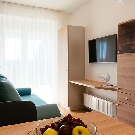 Aparthotel Heuberger Rudersdorf Exterior photo